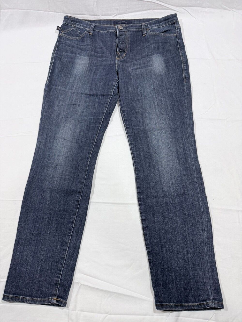 Rock & Republic Jeans Womens Size 16 Blue Dark Wash Button Down Fly